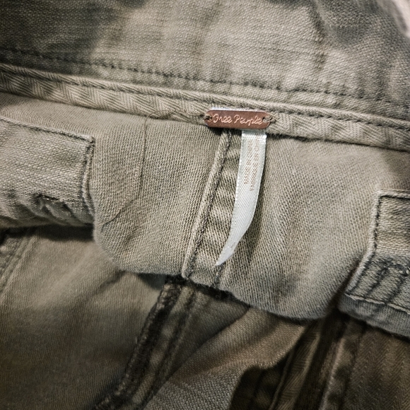 Free People Raw and Patched Standoff Denim Shorts Moss Green Size 4 - Picture 4 of 6